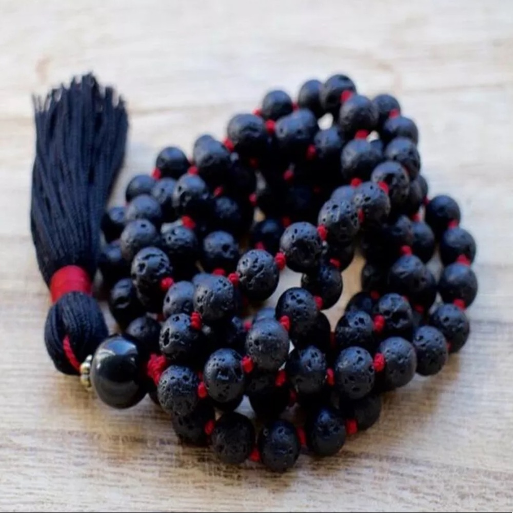 GROUNDING Lava Stone Mala necklace 8mm - Picture 4 of 7